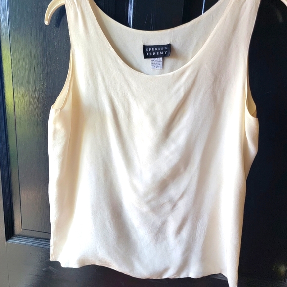 100% Silk Shell on cream by Spencer Jeremy - Picture 1 of 5